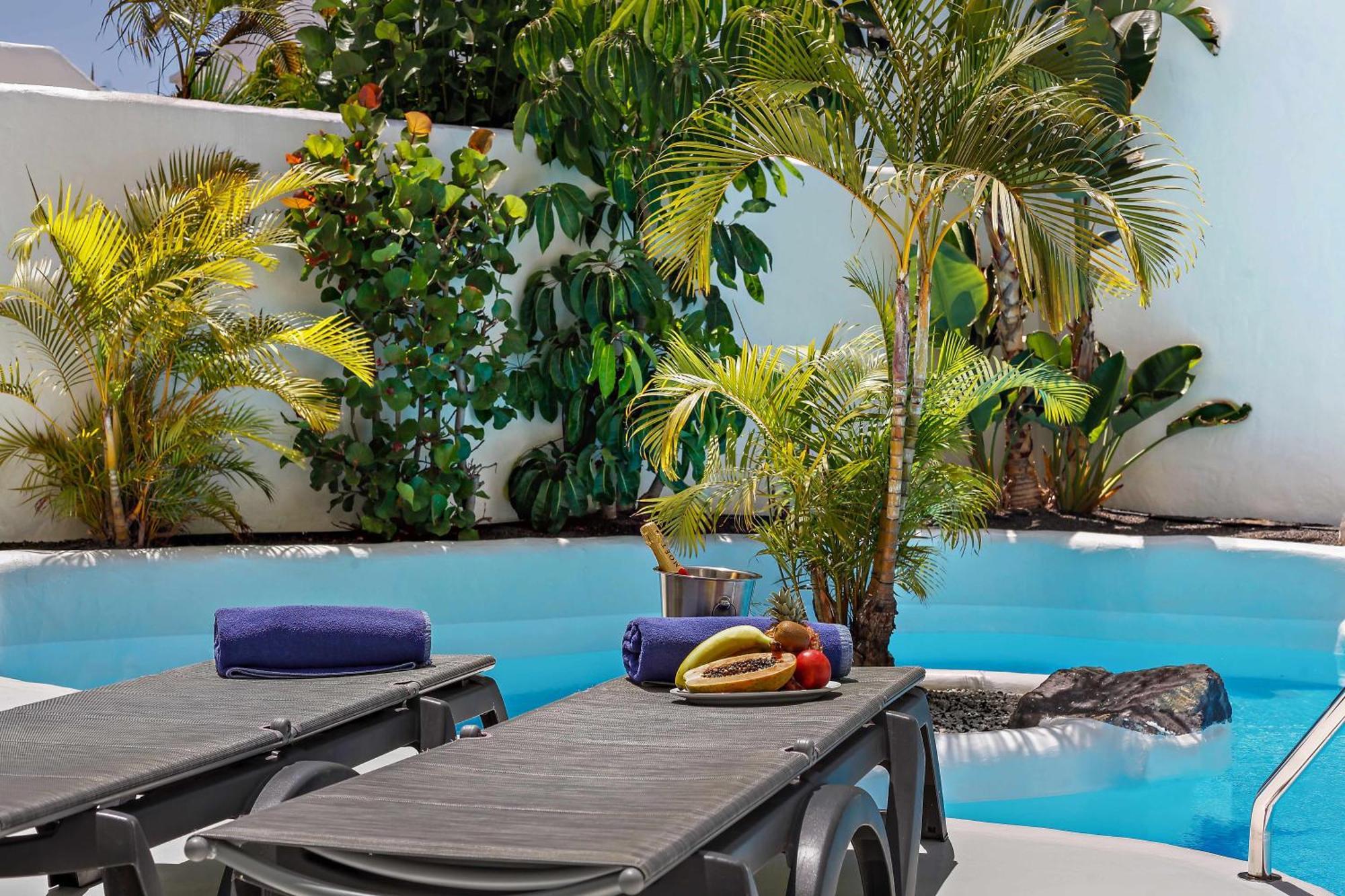 Prive Royal Villa Bahiazul Коральео Экстерьер фото